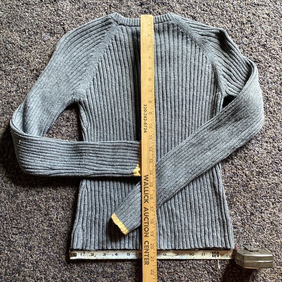 Aeropostale Gray & Yellow Ribbed Sweater EUC - Picture 3 of 4